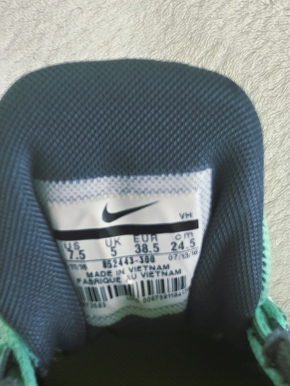 Nike ✨️ Women's Lunarstelos Shield Mint Green Running Shoes Size 7.5